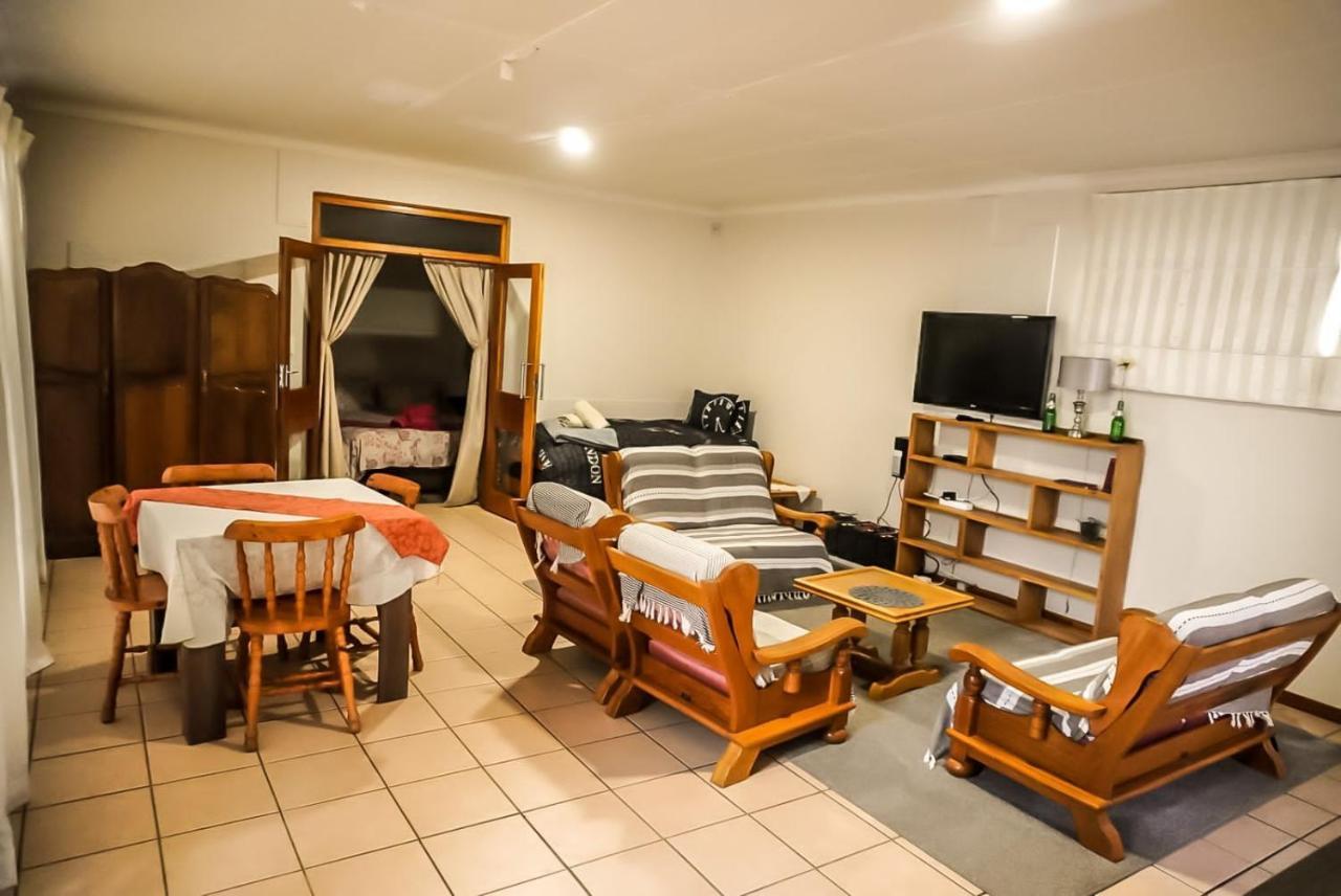 Ladybrand Heritage House Экстерьер фото